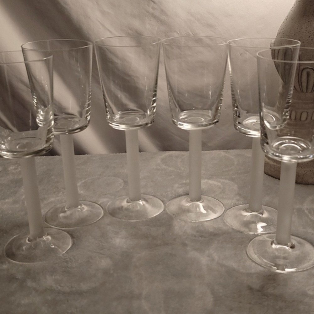 Mikasa Overture Satin wine glasses, set of 6, frosted stem, no cracks or chips - Picture 1 of 5